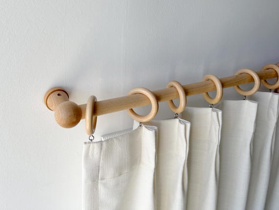 Holzvorhangstange für Fenster, benutzerdefinierte Holzvorhangstangen, Vorhangstangenset, runde passende Halterung, minimalistischer Holzvorhanghalter