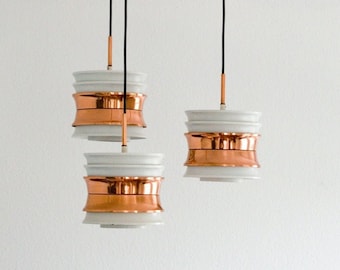 Danisch Design Copper white Metal Cascading Hangning light with three Pendants in Original vintage mid-century Style Loft modernist bauhaus