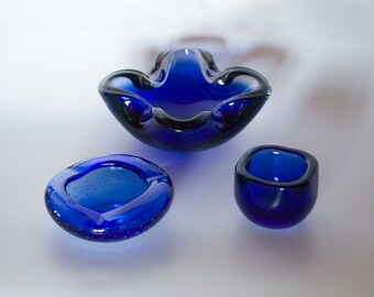 Thick Heavy Cigarette Cigar Smoking Barware Funeral Parlor 2 Vintage Murano Ashtray Bowl Biomorphic Pinched Glass Blue and Clear Bowl