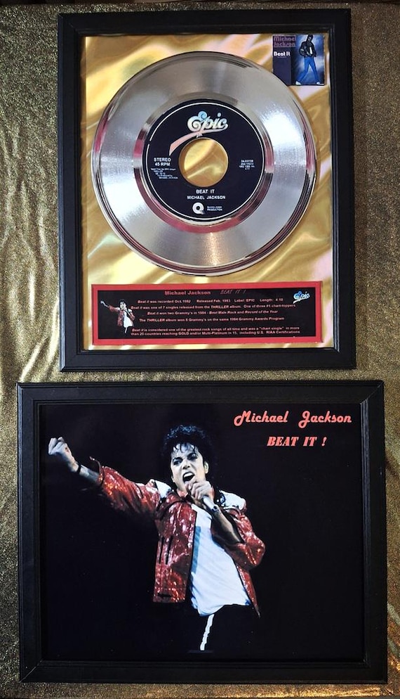 MichaelJacksonスワロフスキー絵 Michael Jackson - BEAT IT Award + Iconic Photo Framed - Etsy