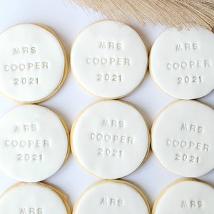 Personalised hen do cookies/ wedding/ bride/ bridal party/ hen party/ hen gifts/ hendo/ hen do. image 2