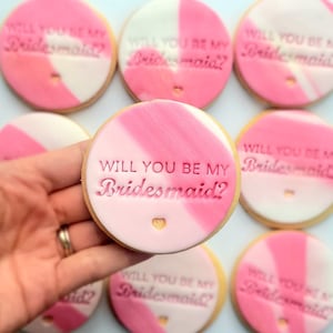 Will you be my bridesmaid, bridesmaid, cookies, Sugar Cookies, Biscuits, Bride Tribe, wedding, hen do, question.