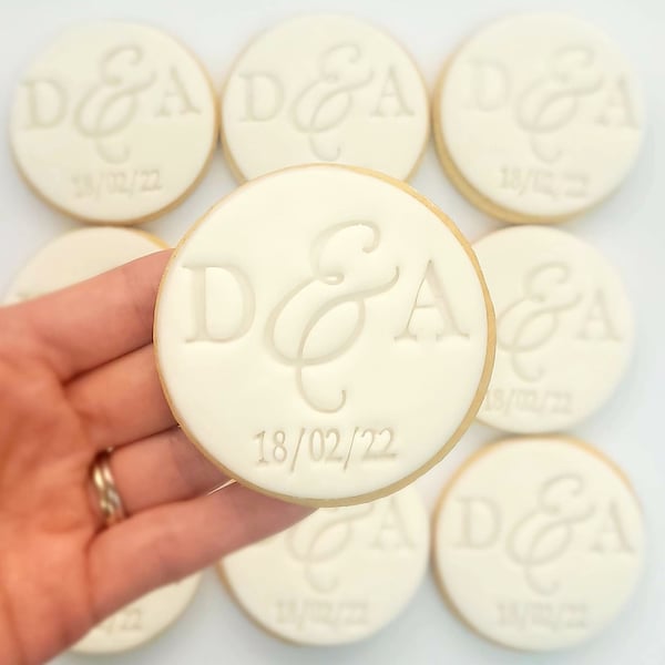 Personalized Wedding Cookie Favors, Elegant Sugar Biscuits (100 x)