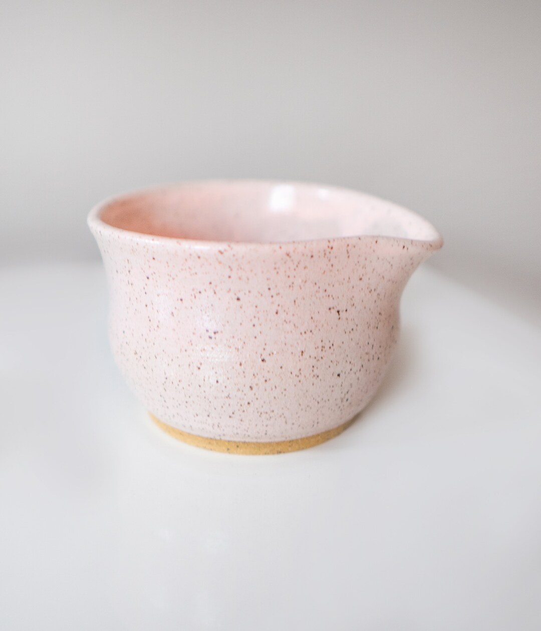 Ceramic Matcha Bowl, Speckled Light Pink, Bowl With Spout, Matcha Tea