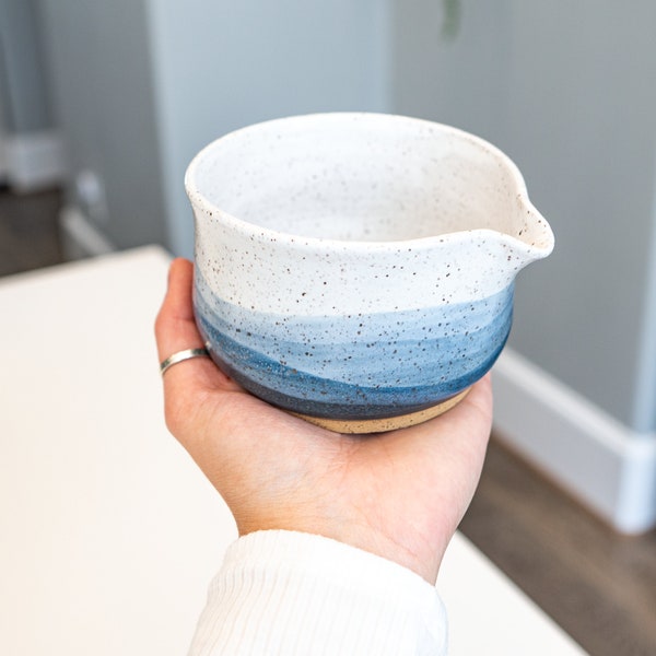 Ceramic Matcha Bowl with Spout, Speckled Blue and White, Bowl with Spout, Handmade Bowl, Gifts for Her, Gifts for Him, Japanese Chawan