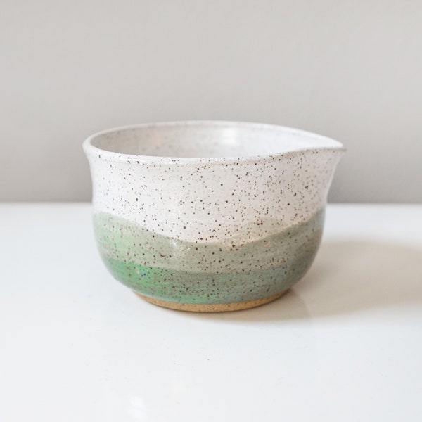 Ceramic Matcha Bowl, Speckled Green and White, Bowl with Spout, Matcha Tea Set, Coffee, Whisking, Handmade, Kitchen, Japanese Chawan