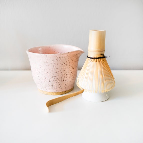 MATCHA TEA Set, Ceramic Bowl and Bamboo Whisk 💚