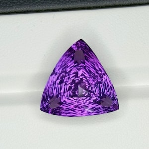 Special Spider Cut! Purple Amethyst Faceted 13.60 Cts 16X16 mm Trillion.Concave Cut Loose Gemstone. Glowing Color. Sparkling Stone. Amethyst