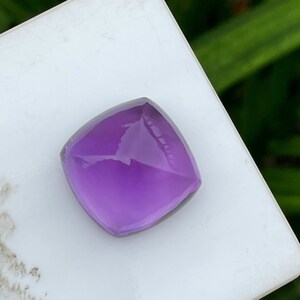 Natural Amethyst Gemstone Sugarloaf Cabochon. 18 MM Square Shape Color. Purple Amethyst Callibrated Stone. Loose Gemstone. Weight= 23 cts