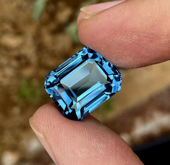 Natural London Blue Topaz Gemstone 19Cts Octagon Precision Cut Sparkling Loose Stone Jewelry Supply