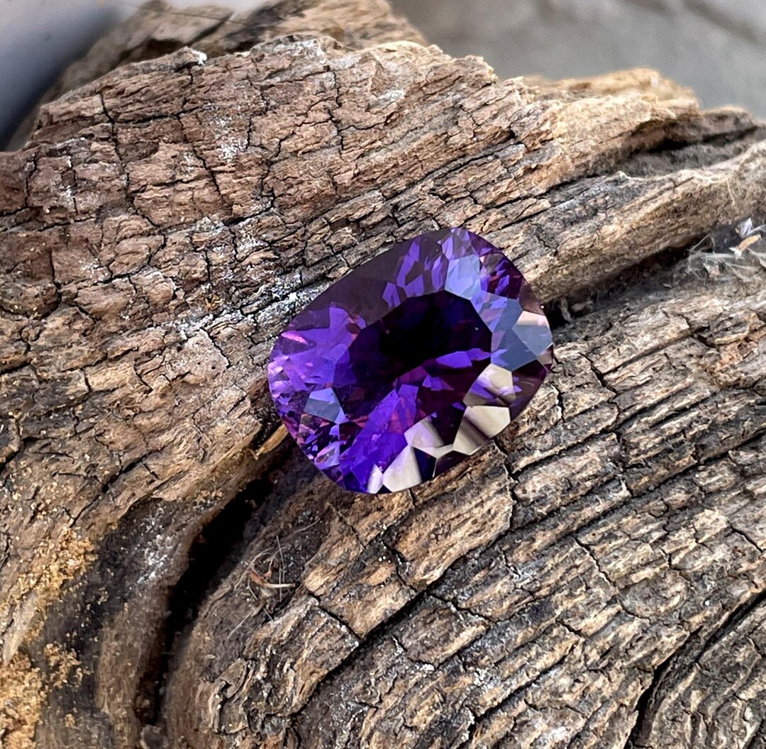 8 Ct Purple Amethyst Gemstone | Concave Cut Cushion Shape, 15x12