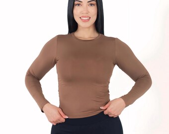 Quick Dry Long Sleeve Shirt: Moisture Wicking Stretch Top