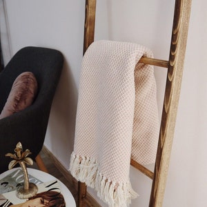 Escalera de toallas para baño o pared de cocina montada, pequeña escalera de  toallas para encimera, Pequeña escalera de toalla de madera gris negro,  marrón, toallero -  México