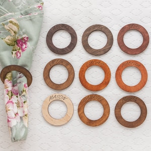 Anelli per tovaglioli personalizzati, Porta anelli per tovaglioli, Anelli per tovaglioli nuziali, Anelli per tovaglioli personalizzati, Anelli per tovaglioli incisi in legno