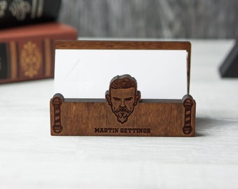 Soporte de la tarjeta de barbero, regalos del barbero, signo de la tienda del barbero, titular de la tarjeta de visita para el escritorio para el hombre, regalo del barbero personalizado, soporte del titular de la tarjeta de visita