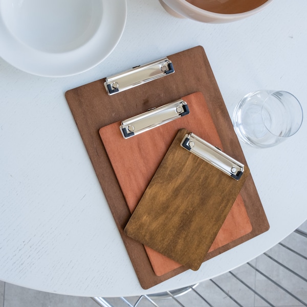 Personalisierte Menütafel, Menühalter aus Holz, benutzerdefinierte Menütafel, Menühalter-Klemmbrett, Restaurant-Menühalter, Restaurant-Menübrett