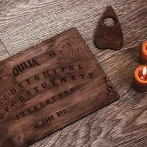 Planche ouija,Planche ouija en bois,Planchette Ouija,Planche ouija en bois,Pratique occulte,Planche parlante,Planche ouija en bois