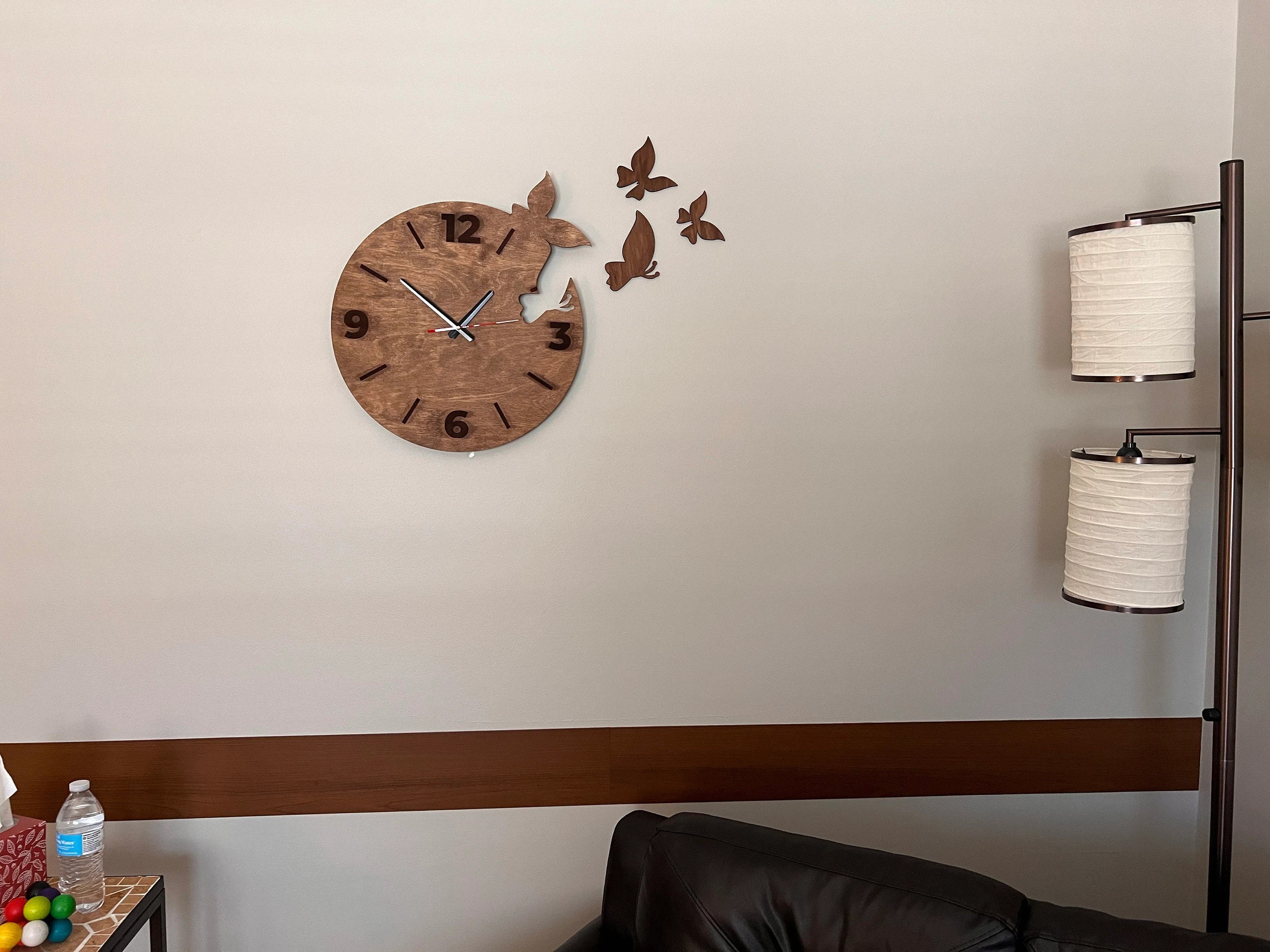 Relojes de pared diseño silueta mariposa