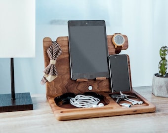 Сhristmas day gift, Engraved wood organizer, Wooden stand for men, Anniversary gift for husband, Engraved wood phone stand