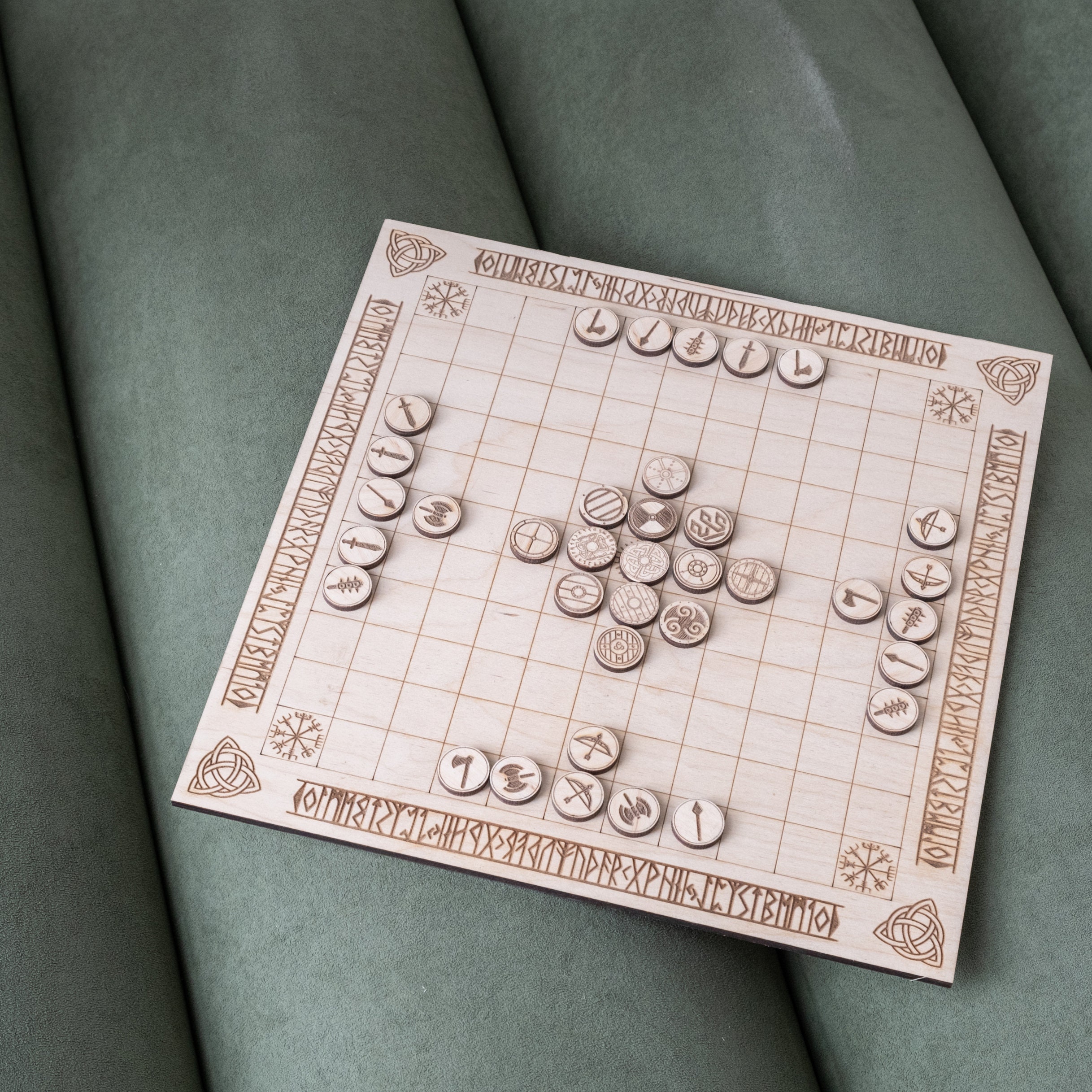 Hnefatafl viking chess set, Hnefatafl board game, Viking chess set, Viking board game, Wooden board game, Wooden checkers, Norse games
