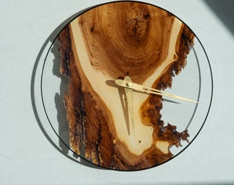Solid Wood Clock, Resin wall clock, Epoxy wall clock, Wooden wall clock, Nature wall clock, Rustic Wall Clock, Unique wall clock