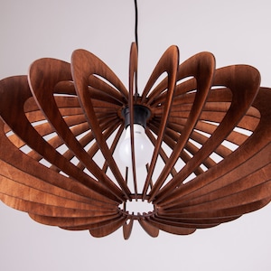 Holz Pendelleuchte, moderner Kronleuchter, Holz Lampenschirm, Holz Kronleuchter Beleuchtung, Mid Century Modern Lampenschirm, Deckenleuchte industriell