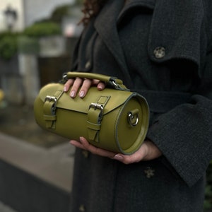 Classic style leather shoulder bag, Leather satchel for women, barrel bag, retro model cylinder bag, Crossbody bag, Round bag, Box bag Olive Green