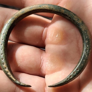 Rare Decorated Bronze Age Europe Bronze Square Bar Bracelet 800-600 b.c. 5 cm.