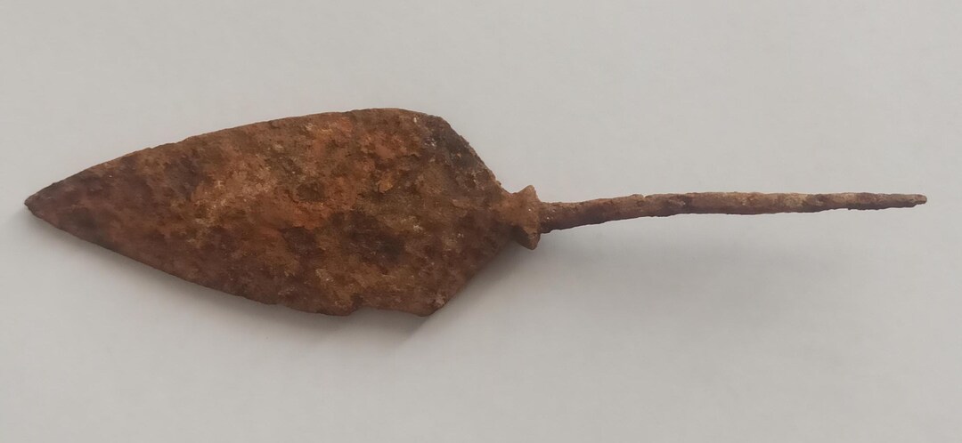 Ancient Roman Iron Leaf-shaped Arrowhead 200-300 Ad. British Find. War ...