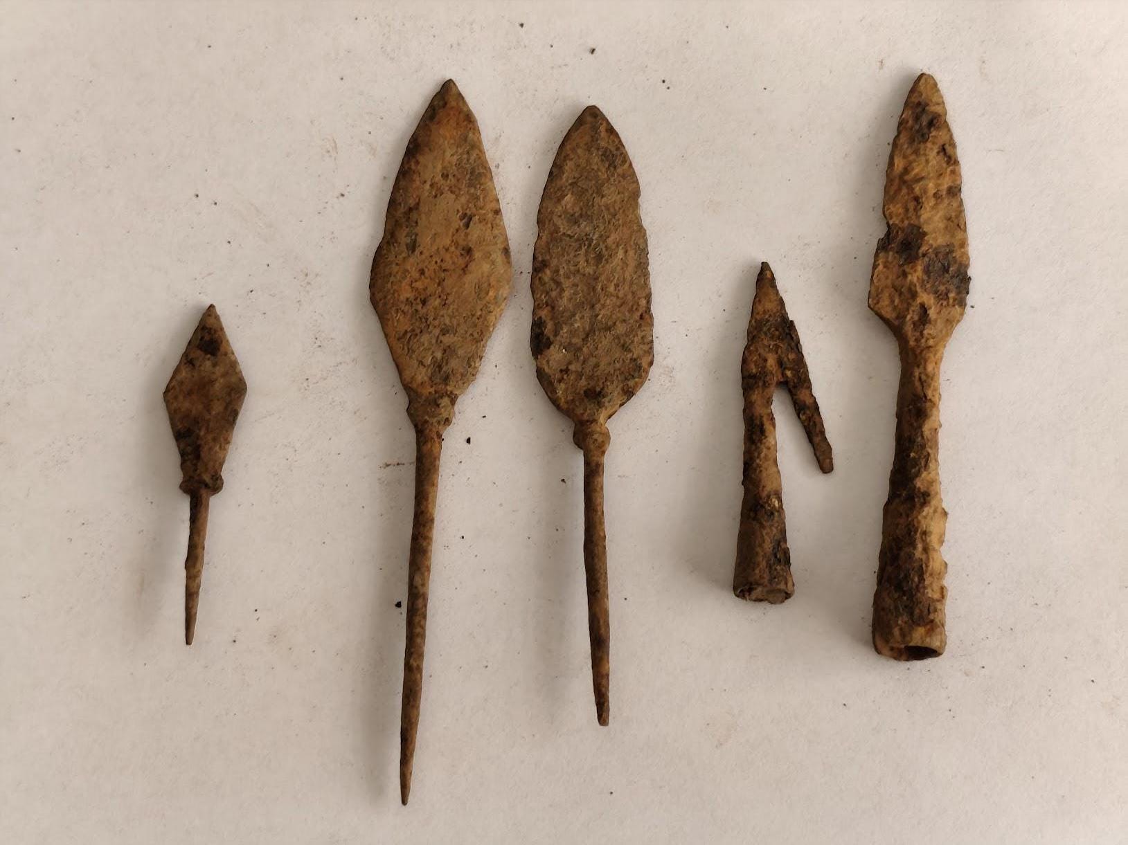 Lot of 5 Ancient Roman Iron Arrowheads 200-300 Ad. War Relics 4.5-11 Cm ...