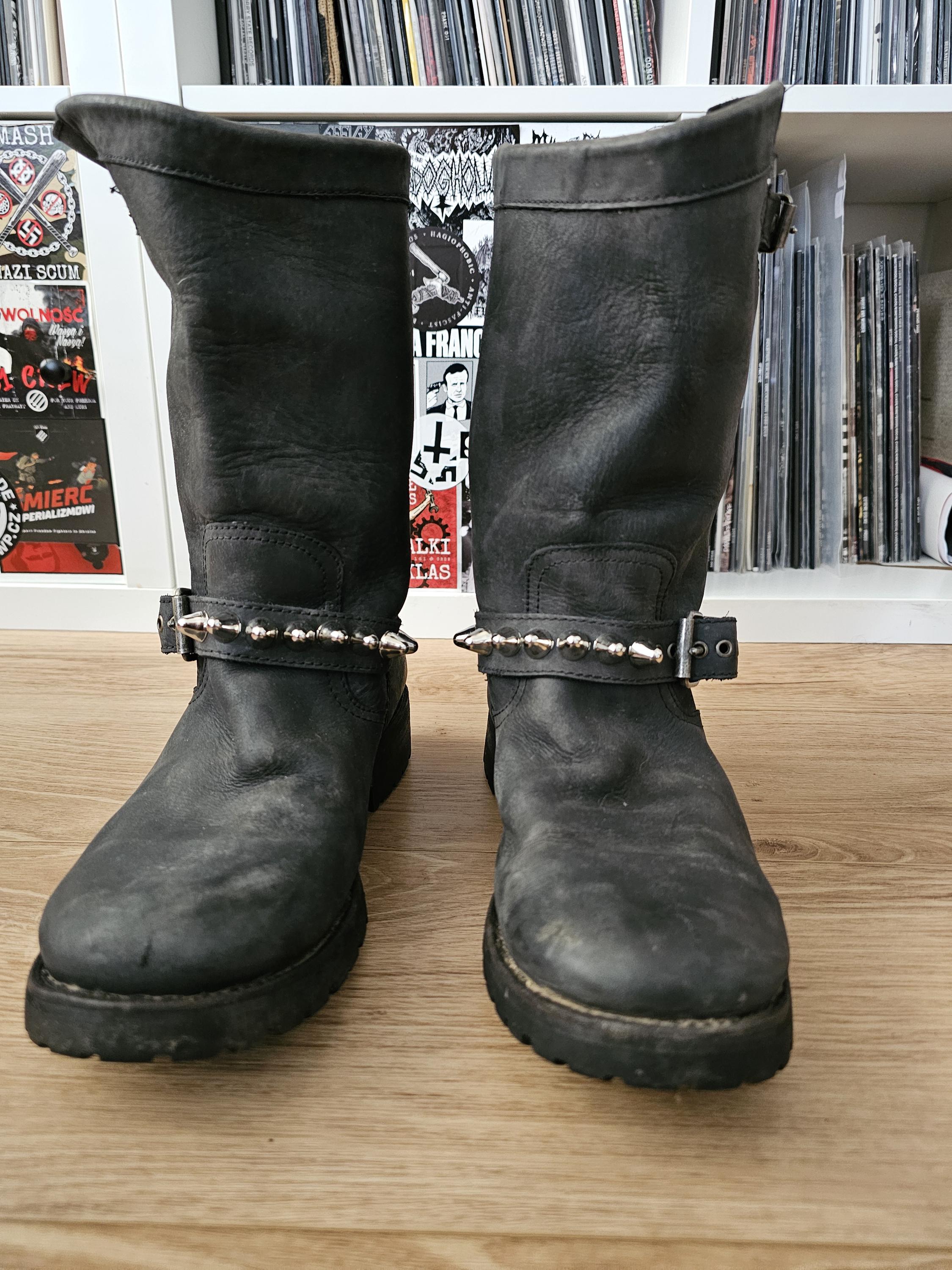 靴 Vintage Leather Studs Engineer Boots Vintage Engineer Boots: VINTAGE STUDDED ENGINEER BOOTS