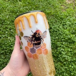 Hermoso 3D HONEY goteo abeja reina ¡Vaso epoxi de brillo personalizable!