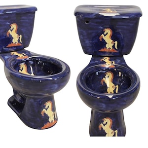 Inodoro de cerámica de Talavera mexicana pintado a mano - Unicornio Amarillo -