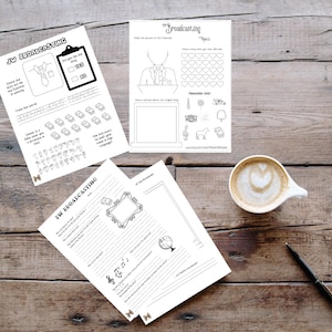 Peut inclure: Trois feuilles de travail imprimables en noir et blanc pour enfants avec le titre "JW Broadcasting" et des images d'une cravate, d'un microphone et d'un cadre photo. Les feuilles de travail comprennent des activités comme la coloration, le dessin et l'écriture.