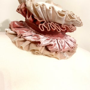 Velour Collar Layette Set - Cream/Pink