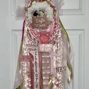 Personalized Homecoming Mum (36 inch)