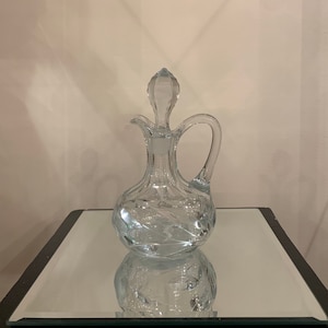 Heisey Cruet with Flower Cutting