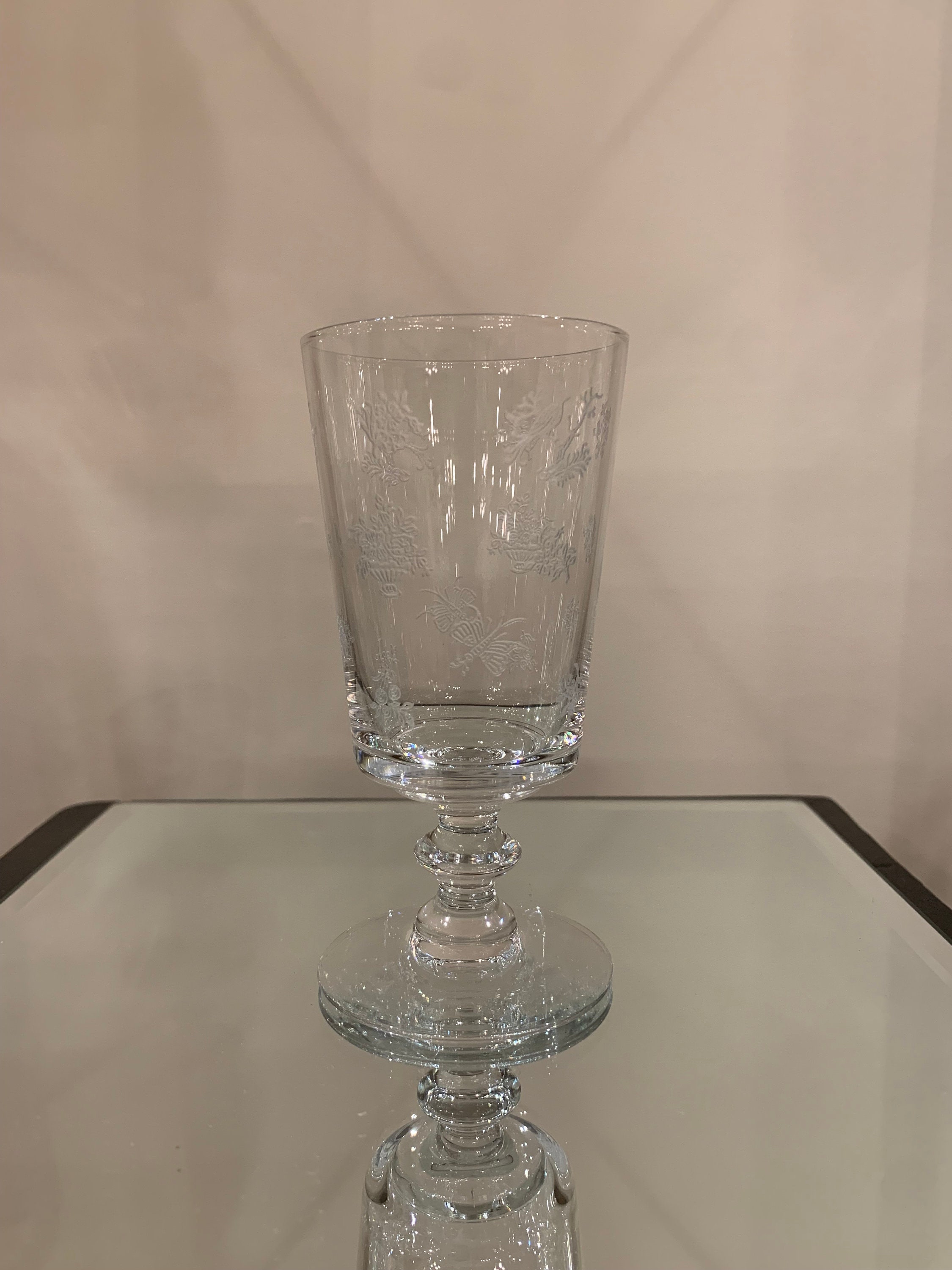 Set of 4 Heisey Chintz Etched Crystal Vintage Wine Glasses 8'' Set of 4 Heisey Chintz Etched Crystal Vintage Wine Glasses 8''