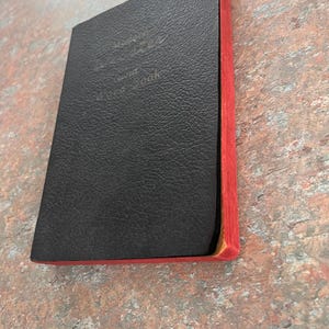 Modern Webster Dictionary and World Book. 1940. Black and gold with red page edges. image 12