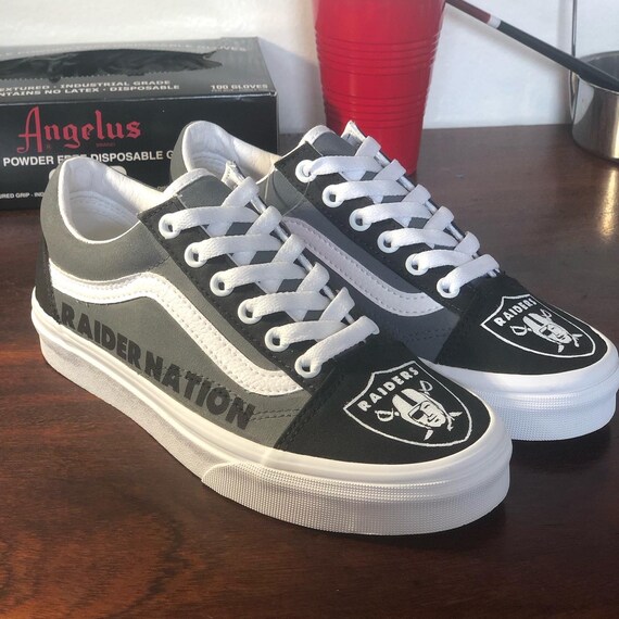 raiders vans shoes