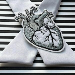 Heart Criss-Cross Tie