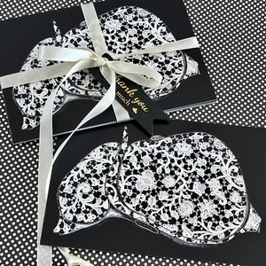 Dutch Needle Lace Liver Collection