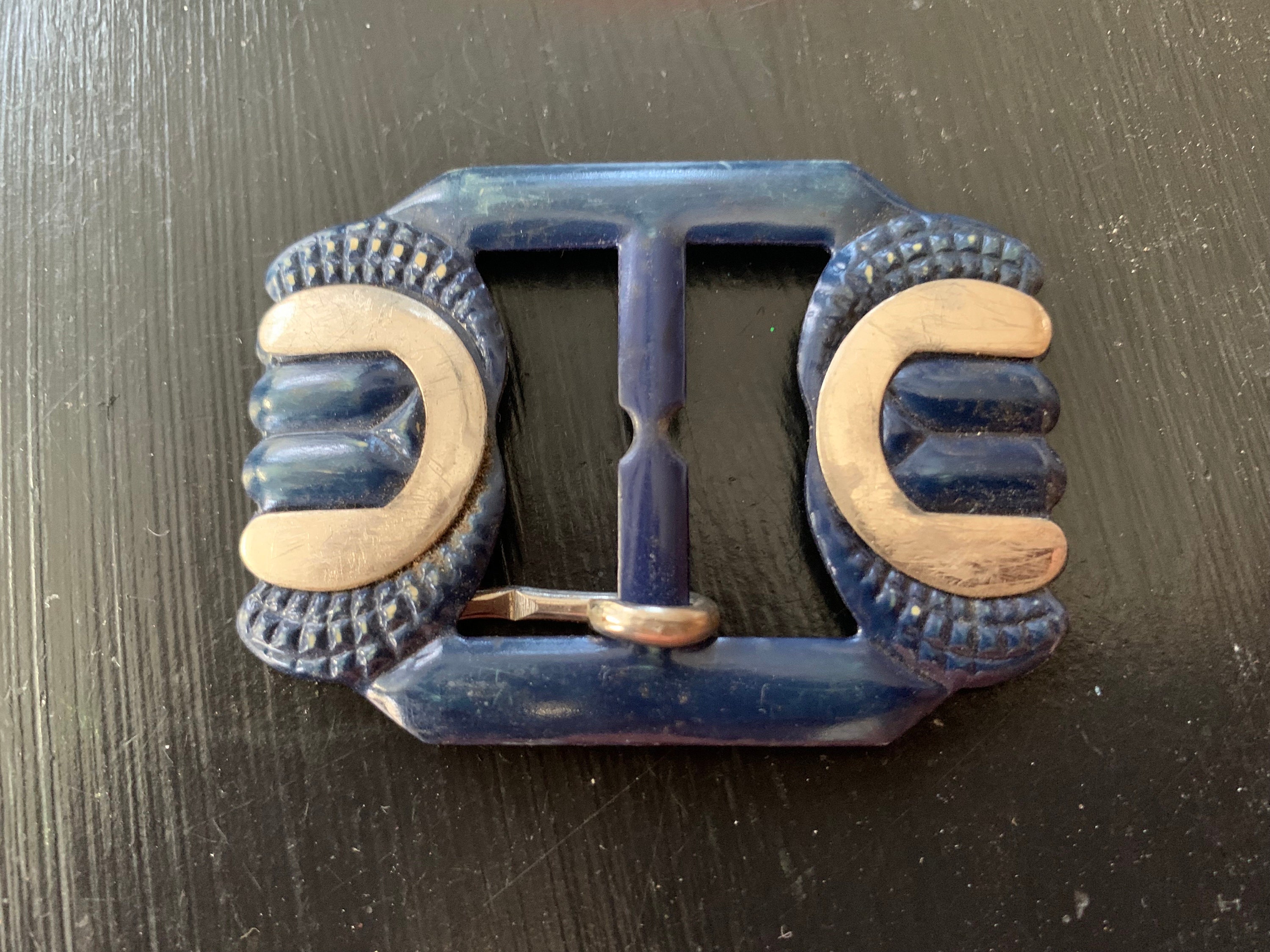 VINTAGE BELT BUCKLES COLLECTION (6 UNIQUE BUCKLES) 10 Valuable Vintage Belt Buckles & Tips to Spot Fashion  main image 3