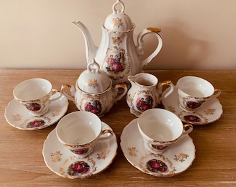Vintage 13-Piece Fragonard Demitasse Tea Set