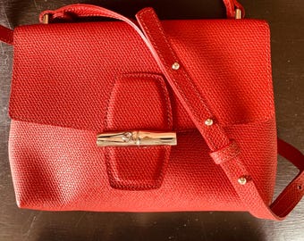 Longchamp Cranberry Shoulder Style Handbag
