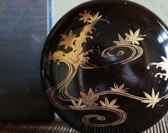 前畑春斎作（1964年生まれ）の漆塗り瓢箪菓子器：日本の茶道 - Etsy 日本