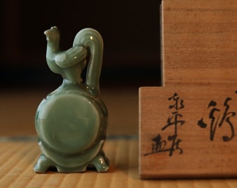 Japanese vintage Celadon porcelain censer bird "hen on the drum" with Kanji signature, wooden box, Incense burner H5.7×2.8in/H14.5×7cm