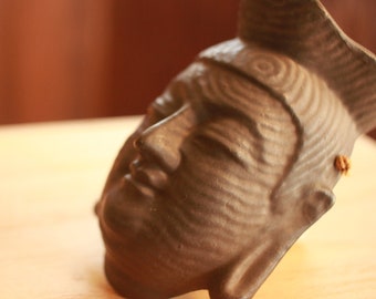 Buddha mask vintage pottery small ornament "KANNON" with gentle expression Japanese Antique furniture  2.5in×3.9in×1.6in