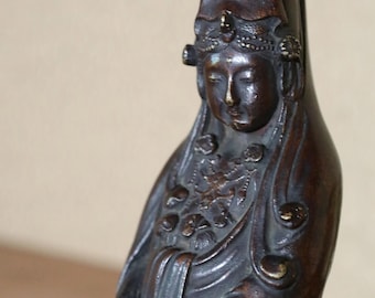 江戸時代の青銅製観音像 - 高さ30cm、穏やかな眼差しと流れるような衣