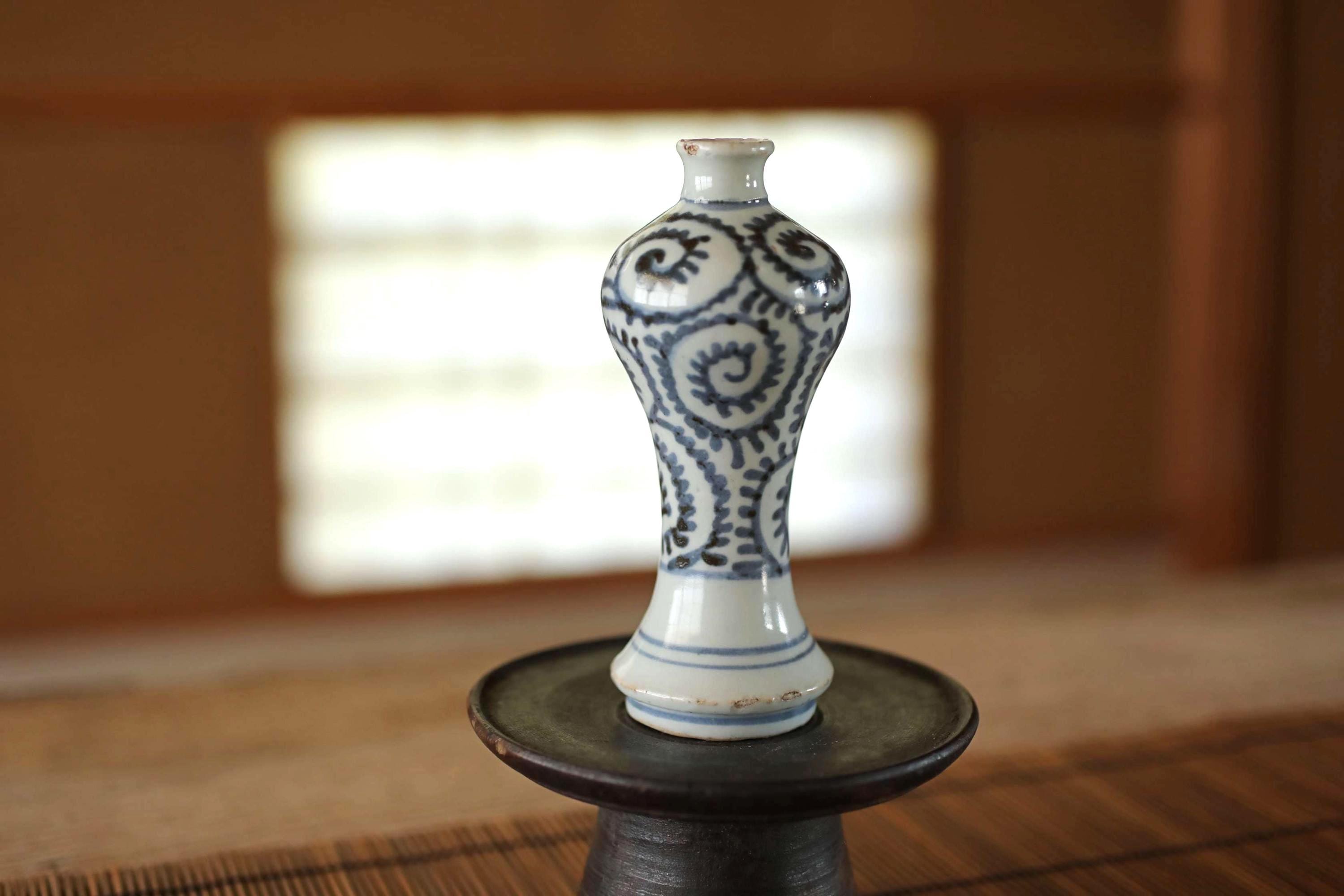 アンティーク江戸伊万里 徳利 花瓶 - 1800年代 日本製 染付磁器 - Etsy